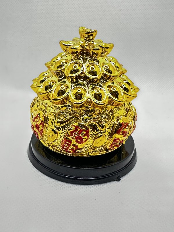 Feng Shui Money Crystal Ball Pyramid